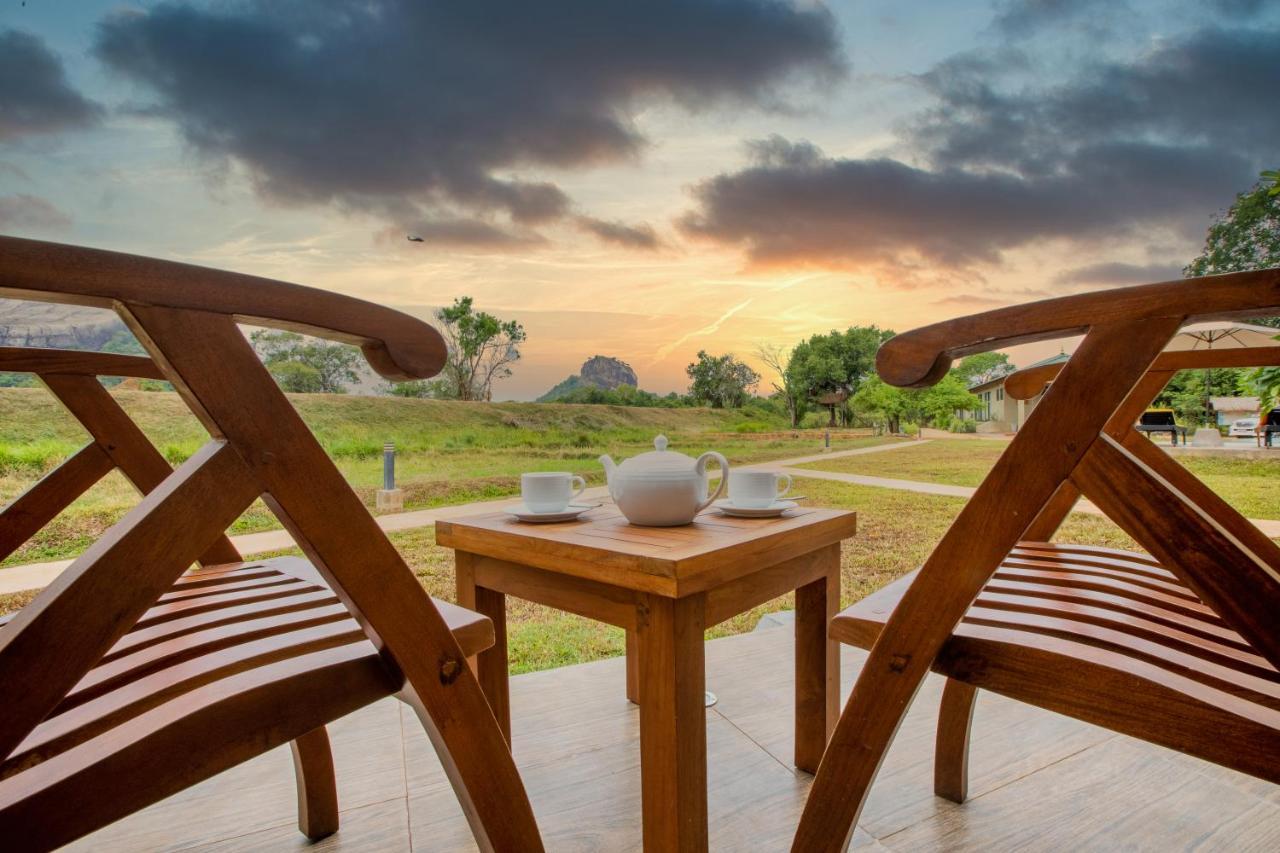 Sigiriya King'S Resort Exterior photo